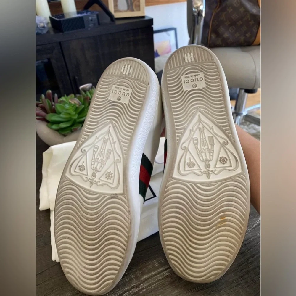Gucci Heart Classic Sneakers - Picture 3 of 3